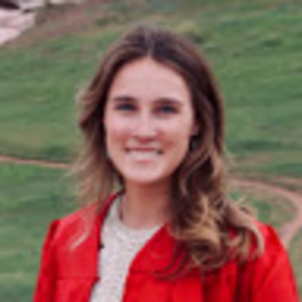 Meet your Posher, Emma